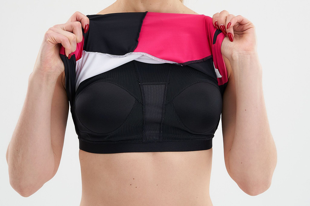 Топ спортивный 1215 TankTop со встроенным лифом Amoena Active, S