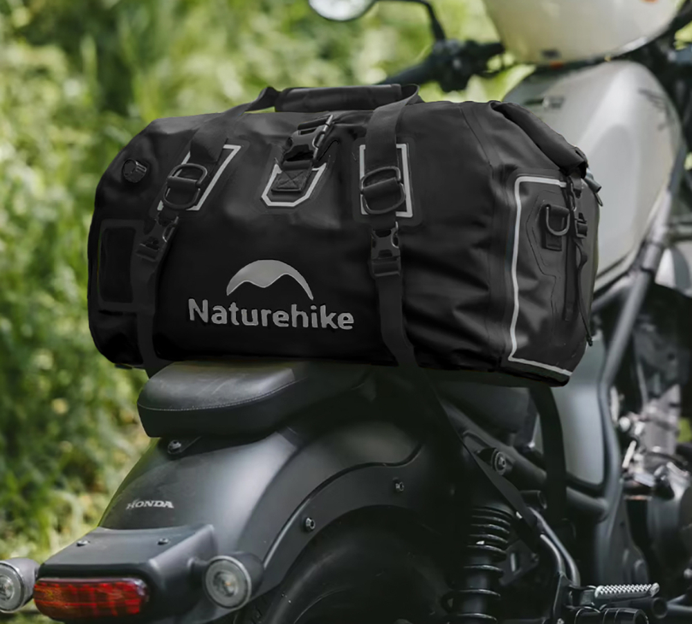 Гермосумка Naturehike 60 л ПВХ (черная)