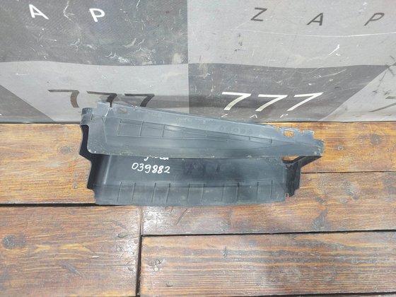 Воздуховод радиатора правый верхний Geely Tugella 19-нв Б/У Оригинал 220160