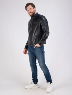 Кожаная куртка демисезонная на молнии