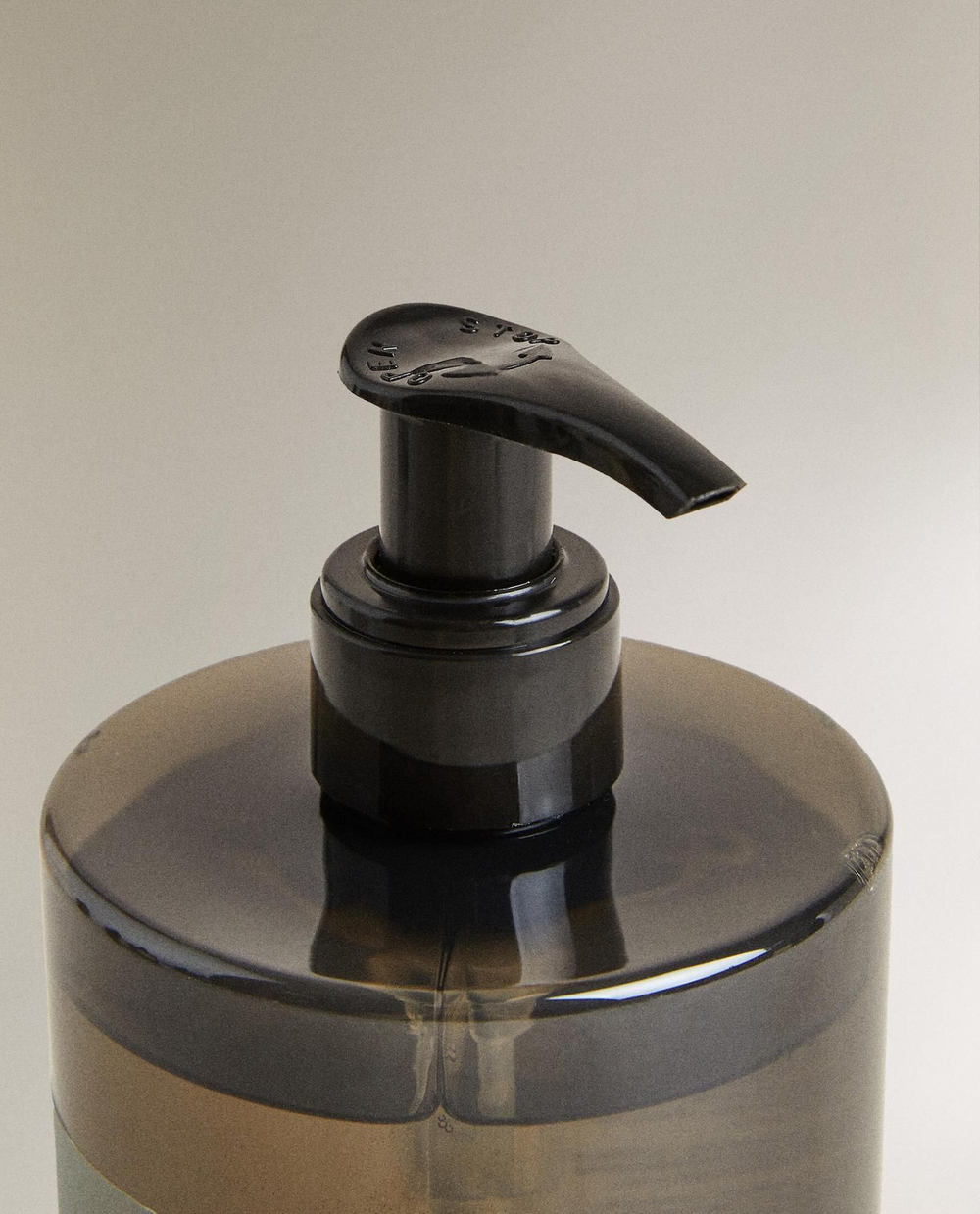 Zara Home - Гель для душа с ароматом poetic mind, 500 мл