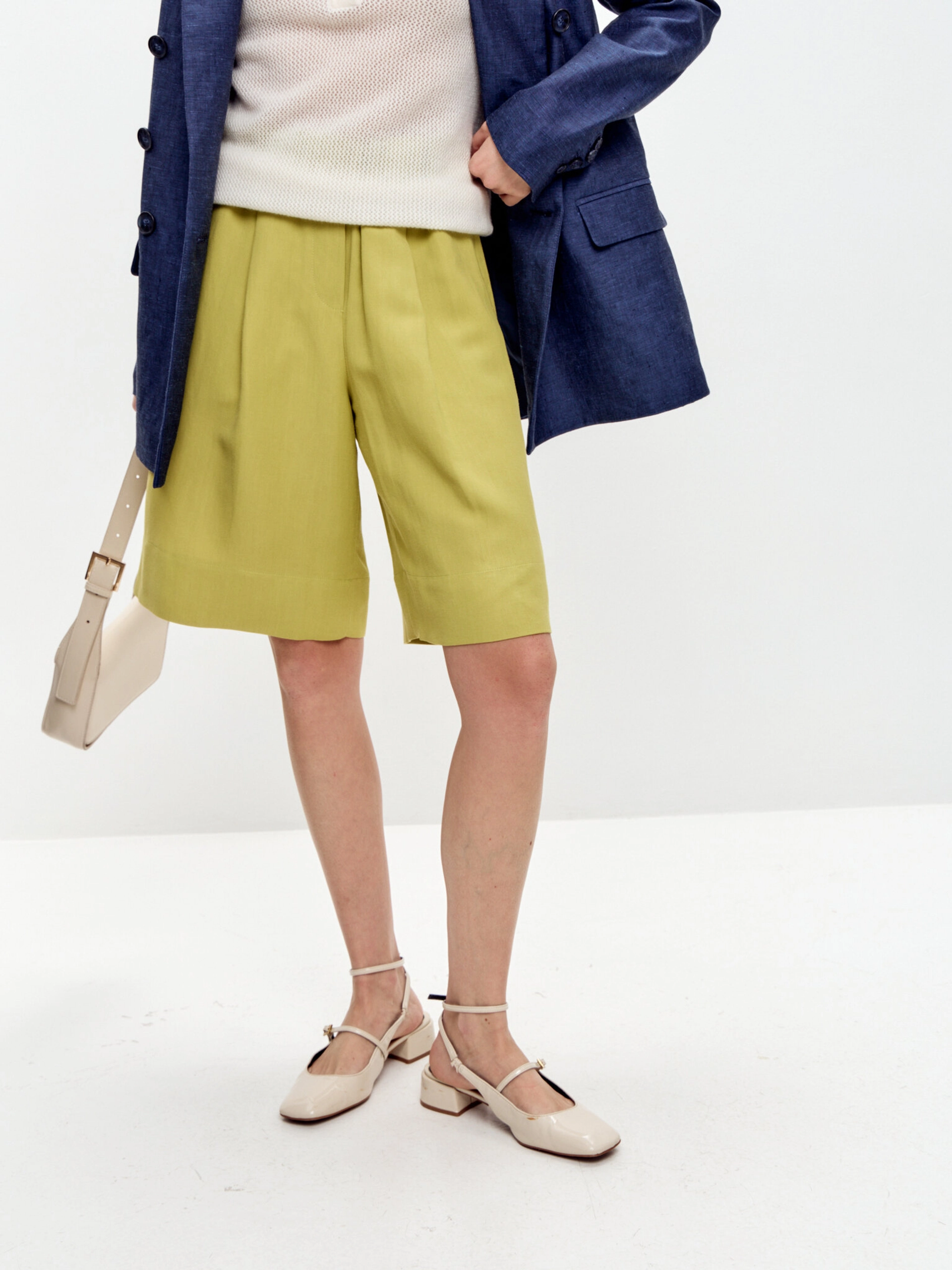 Льняные шорты