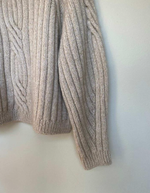 Описание по вязанию джемпера спицами "Loops"