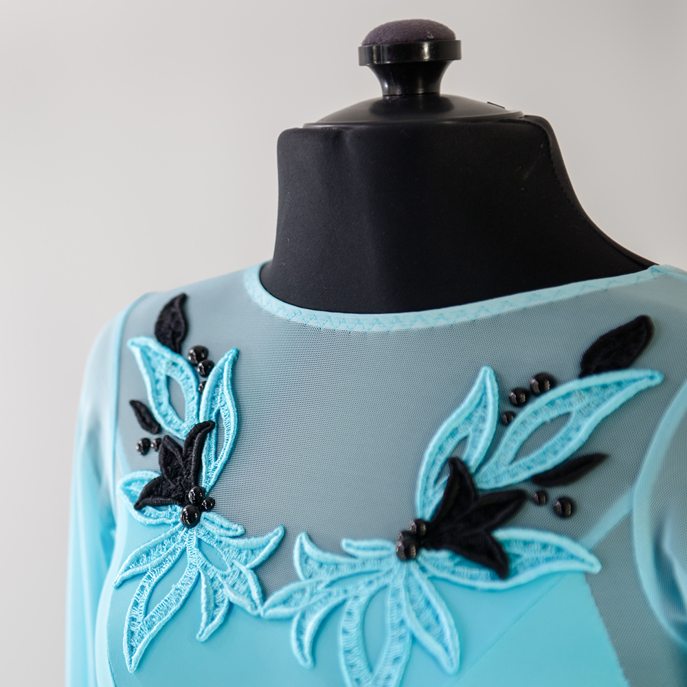 платье с лейсами