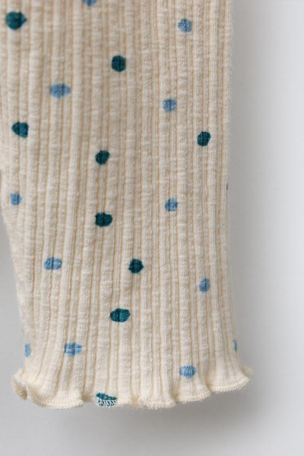 ZARA ЛЕГИНСЫ С ЦВЕТОЧНЫМ РИСУНКОМ, ЭКРЮ/СИНИЙ