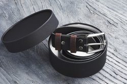 Ремень из текстурной итальянской кожи, цвет «фантом», хромированная пряжка