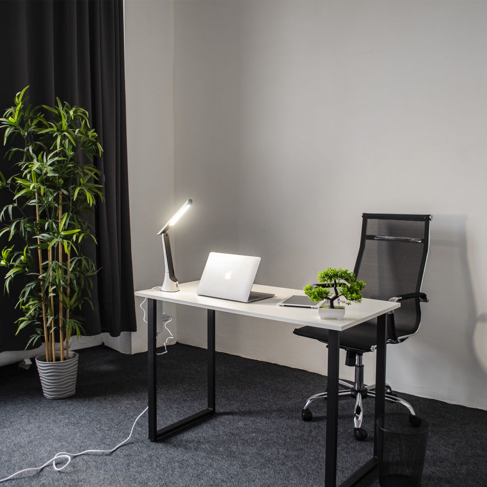 TLD-564 White-Black-LED-500Lm-3000-6000K-Dimmer-NightLight Светильник настольный с ночником. 8W. Сенсорный выключатель. Диммер. Белый с черным. ТМ Uniel