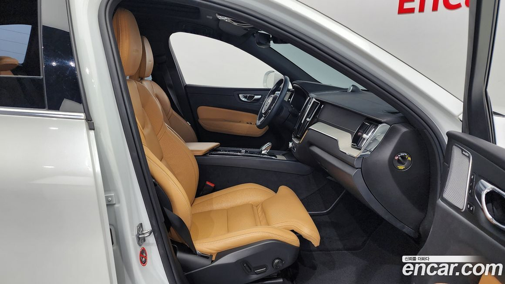 Volvo XC60 2 Generation T8 Inscription (03.2020)