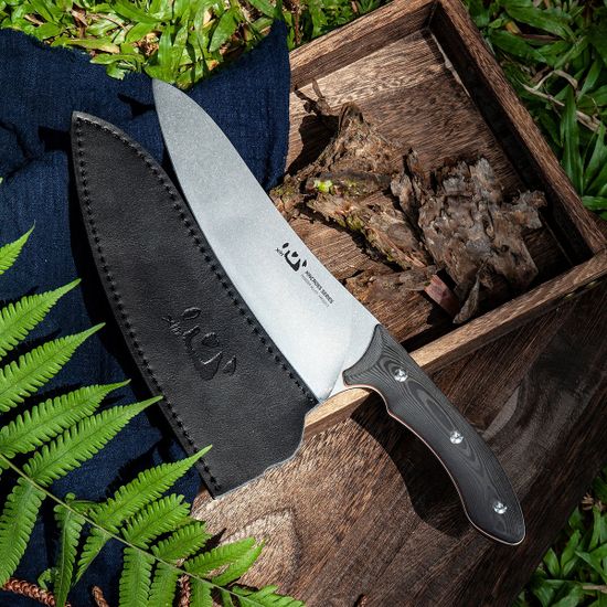 Нож кухонный Xin Cutlery XC115 Tactical Style Chef Knife с клинком из стали , рукоять карбон