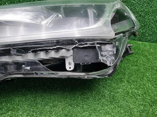 Фара левая Toyota Corolla E160 (2015-2019) LED