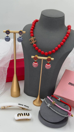 Заколка MIU MIU
