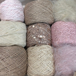 Набор итальянской фантазийной пряжи для футболки, джемпера "Сатиновая Роза NEW"; Состав: «лебяжий пух», пайетки 3 и 6 мм, хлопок, фактурная ленточка, деликатный люрекс; Общий вес: 550 гр