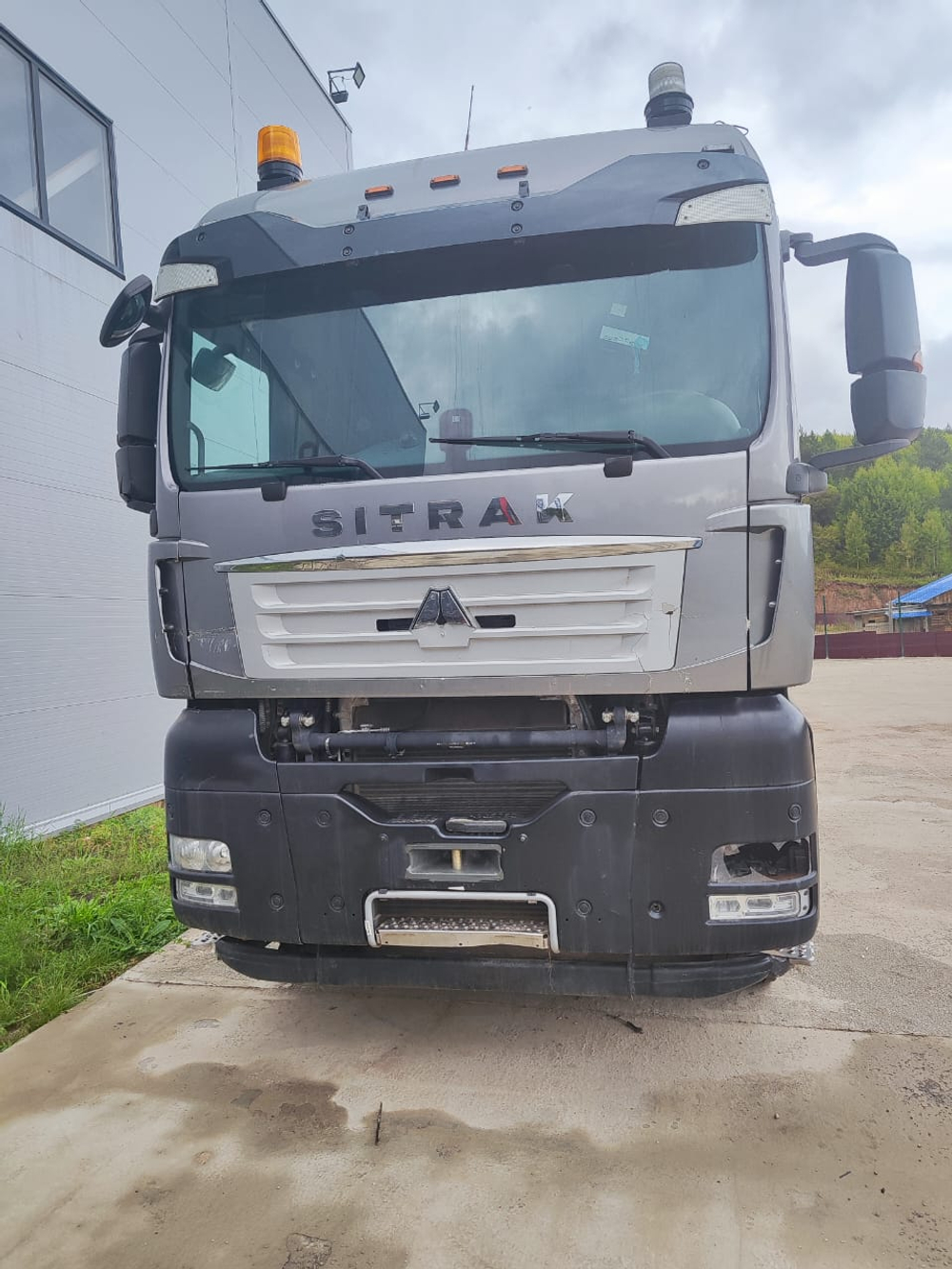 SITRAK C7H 6x4 Седельный тягач ZZ4256V364HE (Дизельный, 12,4 л, 540 л.с., МТ)