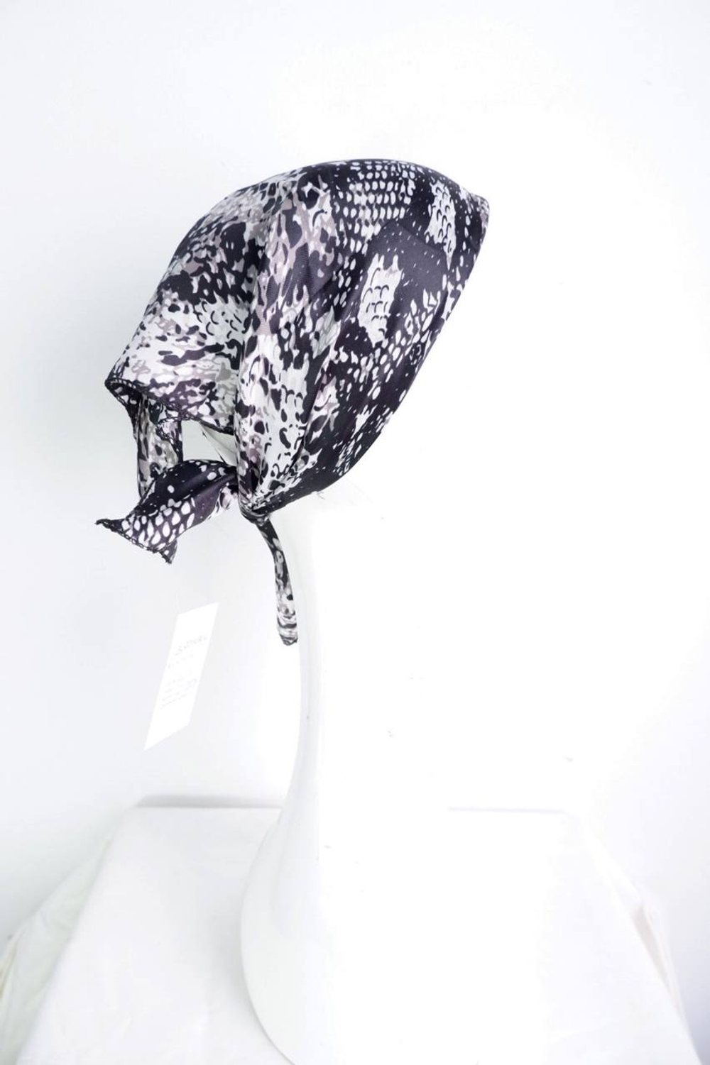 Косынка для модного акцента