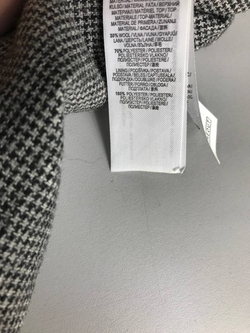 Юбка классического дизайна, маркировка 40, визуально на 46 размер, новая