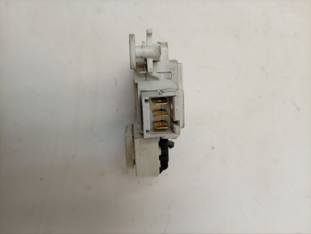 WAE20443OE кт16 Устройство блокировки люка для стиральных машин Bosch Siemens б/у