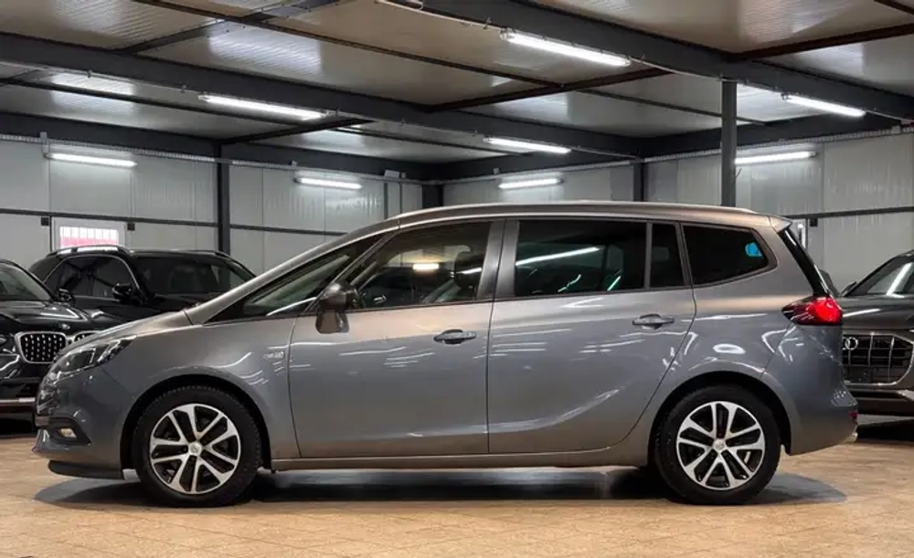Opel Zafira Tourer (Zafira C)