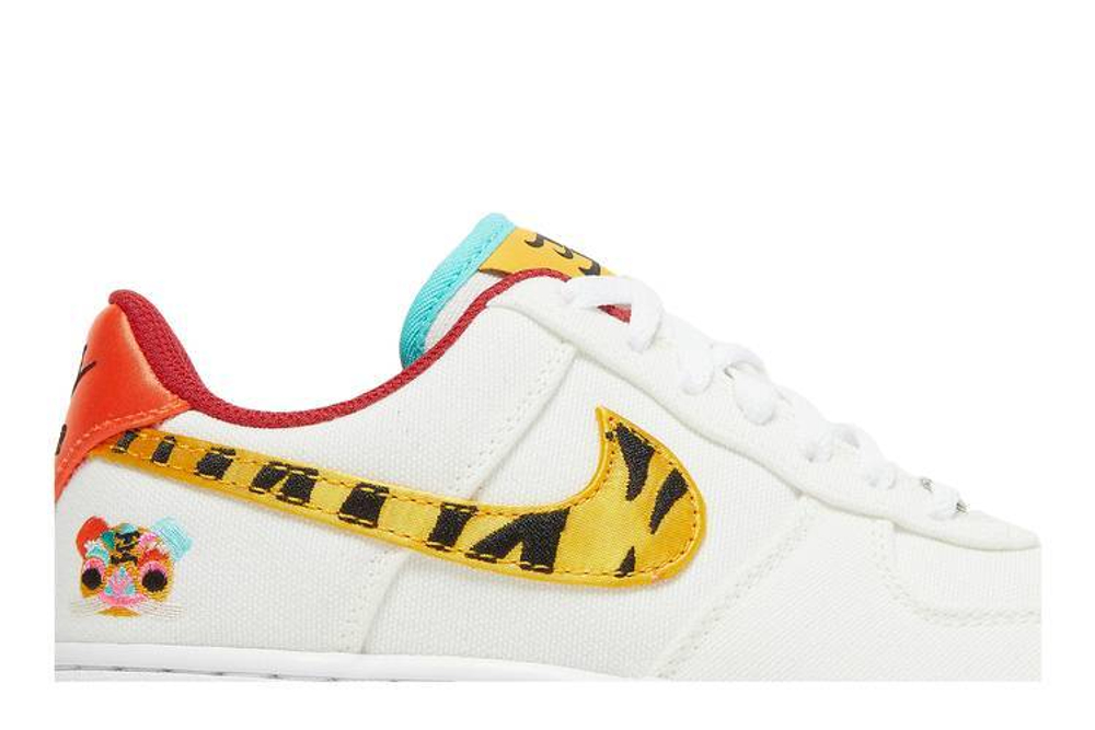 Кроссовки Nike Air Force 1 Low '07 Lx "Year Of The Tiger" (Женская размерная сетка)