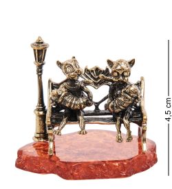 Народные промыслы AM-1485 Фигурка «Коты большая семья» (латунь, янтарь)