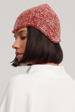 Вязаная шапка-шлем