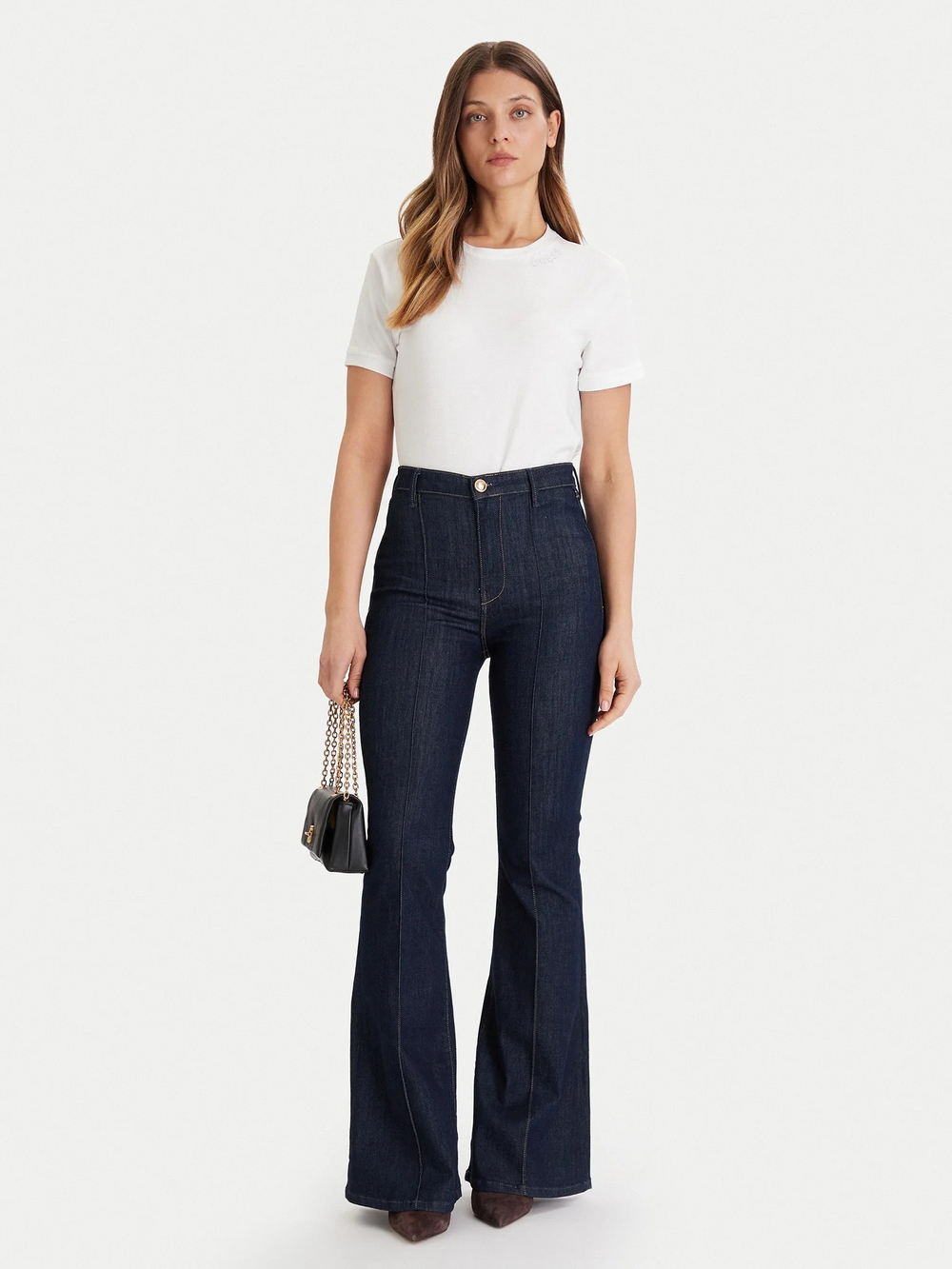 Футболка женская GUESS