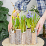 Композиция с первоцветами Брёвна M