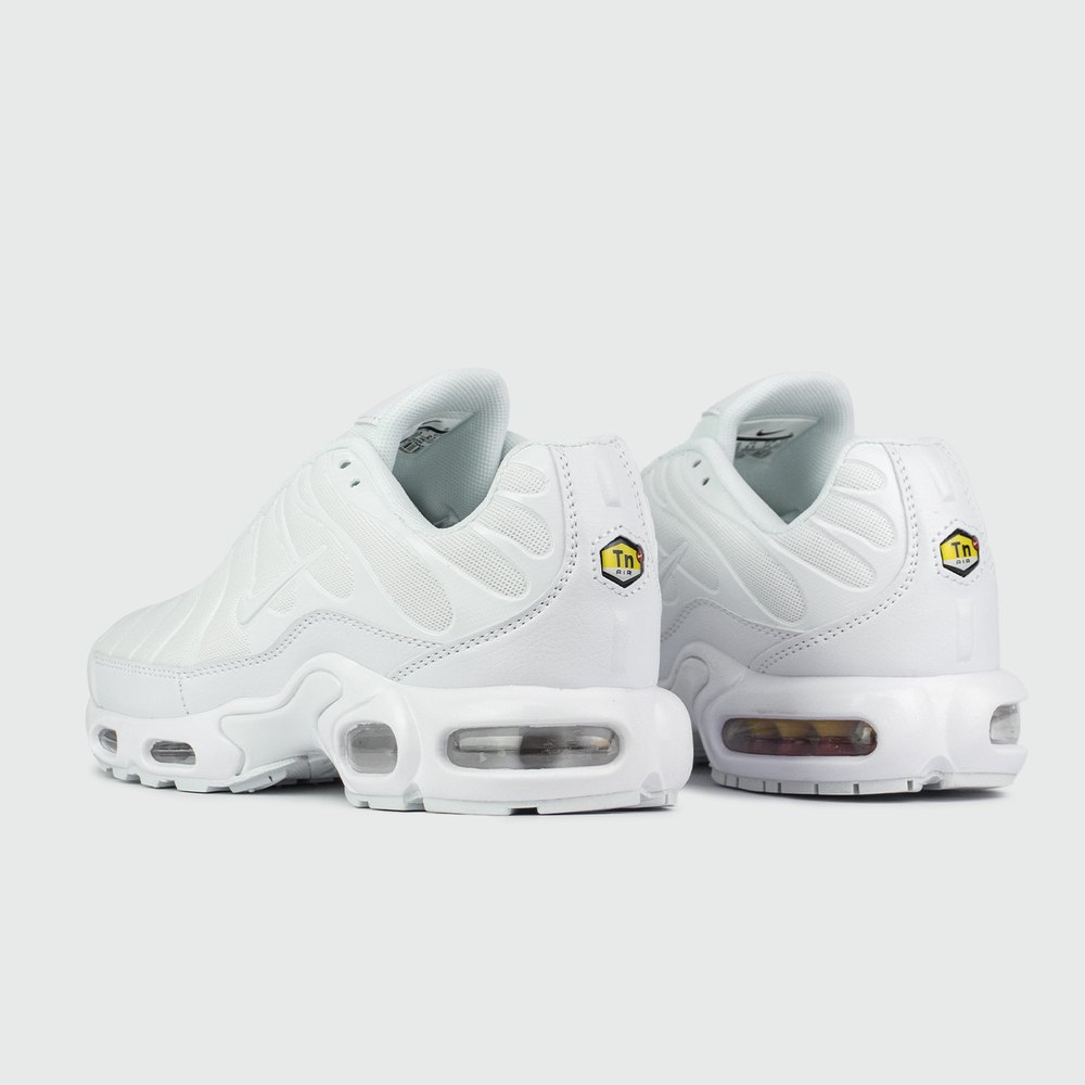 Кроссовки Nike Air Max Plus Tn Wmns Triple White new