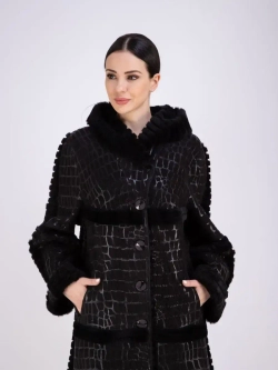 Дубленка женская натуральная длинная с капюшоном оверсайз