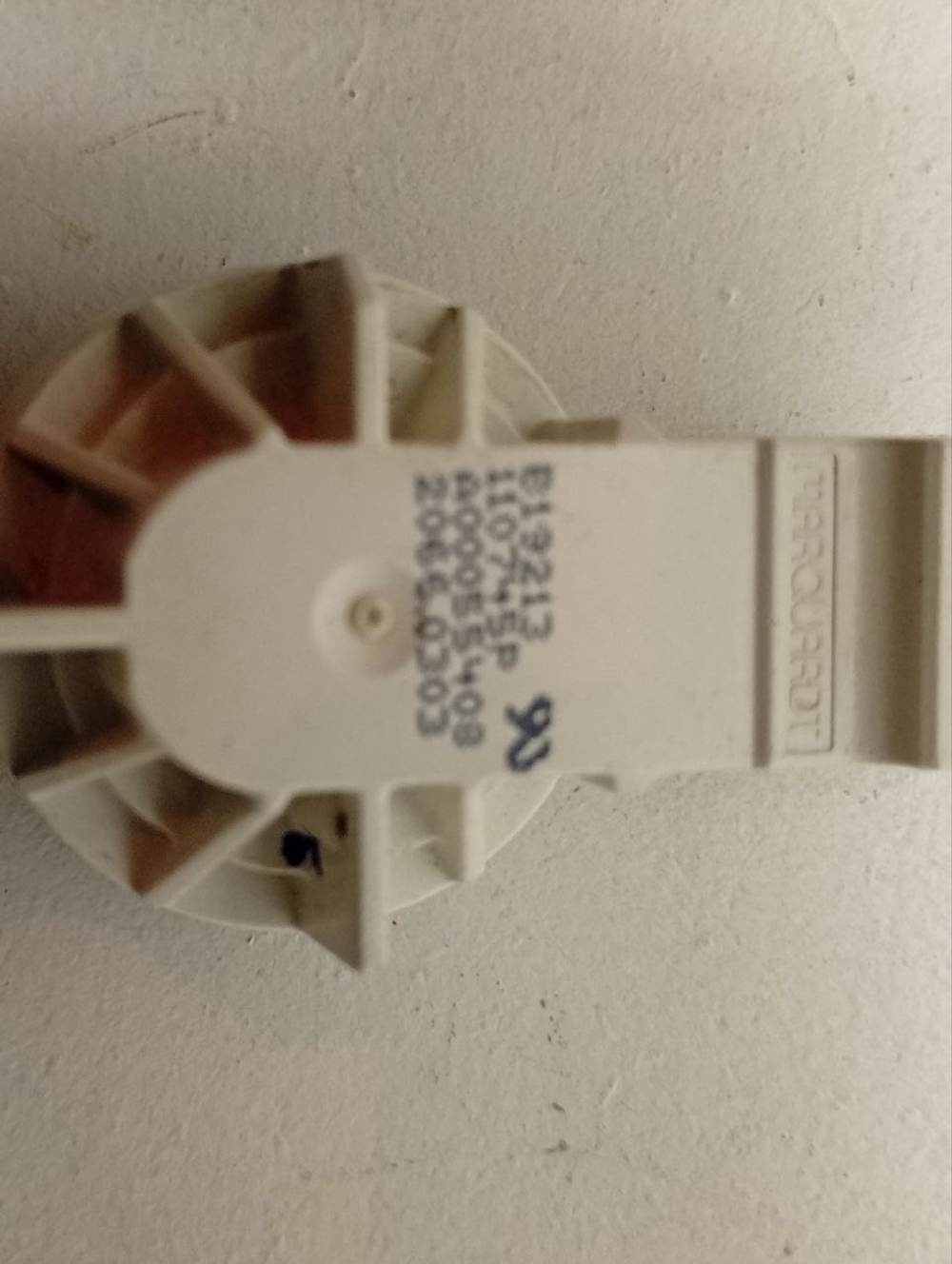 ESL98330 ктп2 Датчик уровня (маностат) для посудомоечной машины AEG Electrolux Zanussi 140000554083 б/у