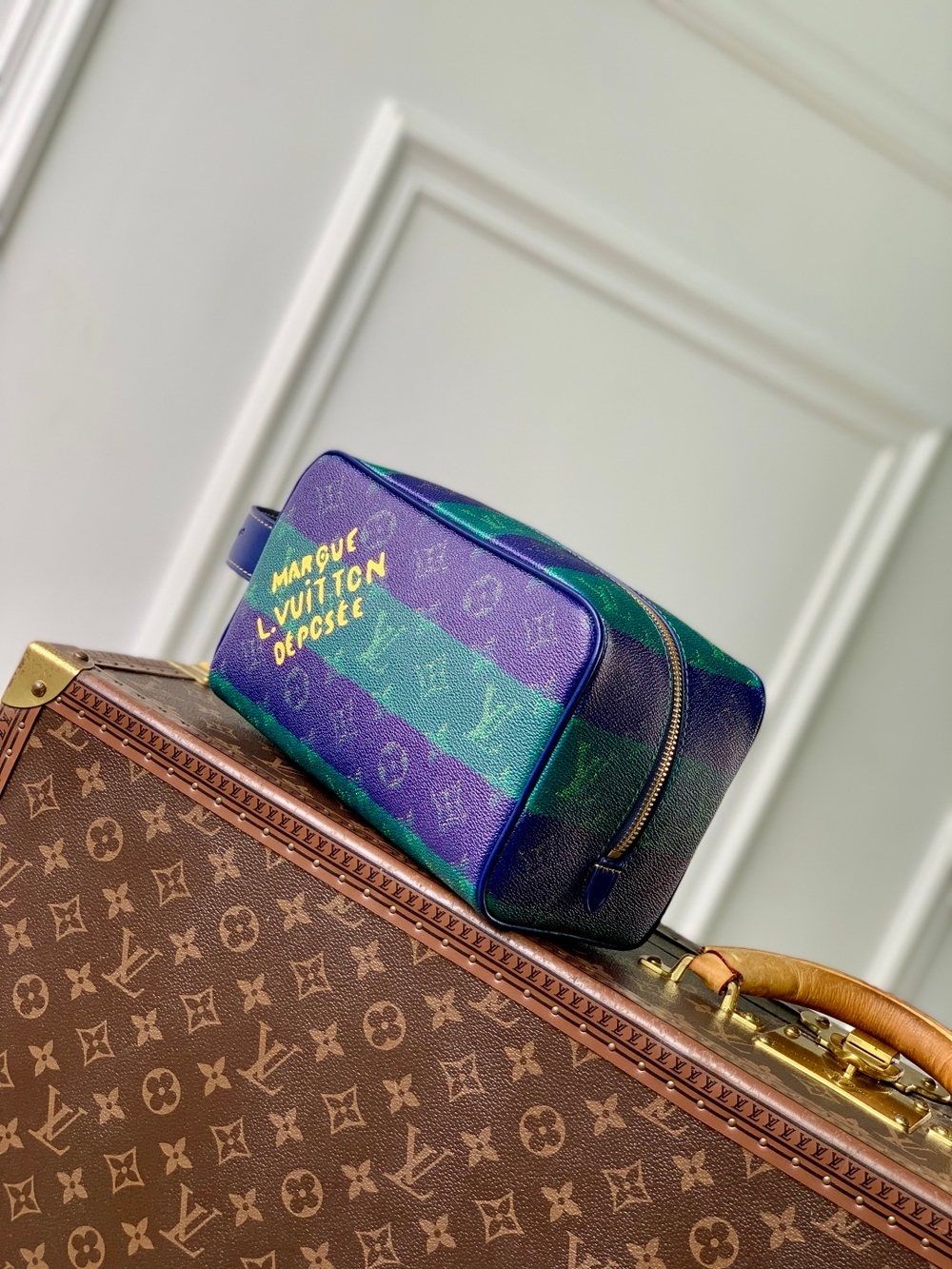 Louis Vuitton Locker Dopp Kit