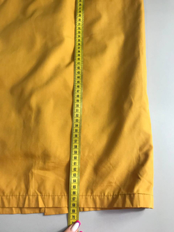 Юбка яркого цвета , визуально 42 размер