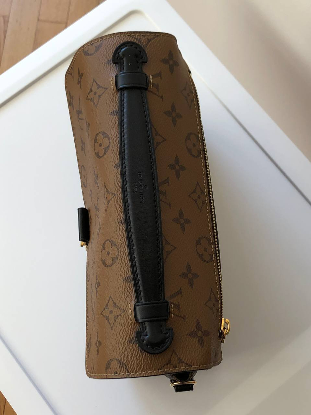 Сумка Louis Vuitton POCHETTE METIS