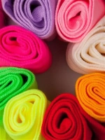 Шарф зимний вязаный с помпонами для детей