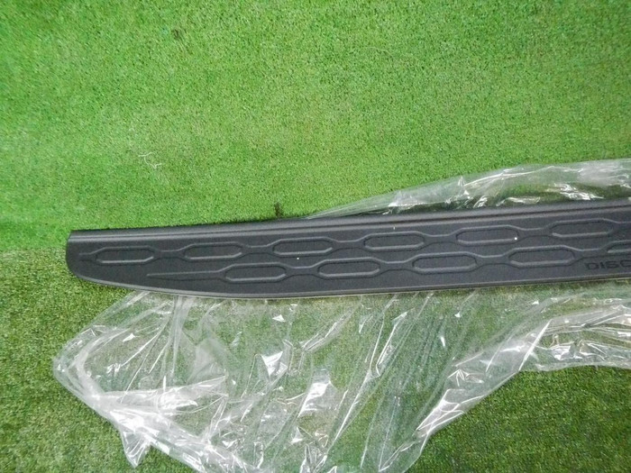 Подножка левая Land-Rover Discovery 5 (2016-н.в.)