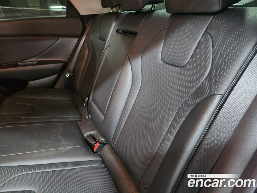 Hyundai Avante (CN7) 1.6 (10.2021)