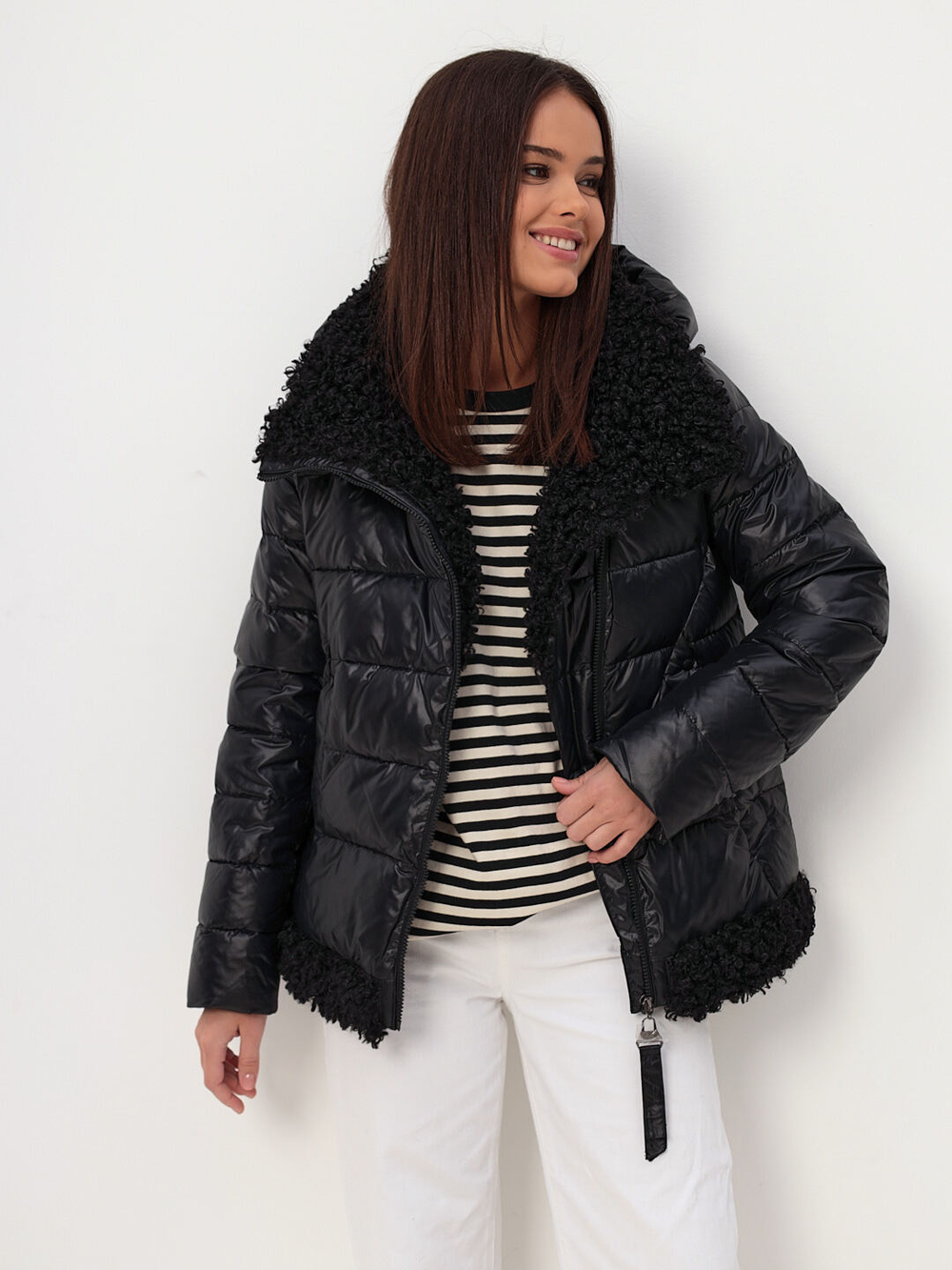 Куртка зимняя в черном цвете