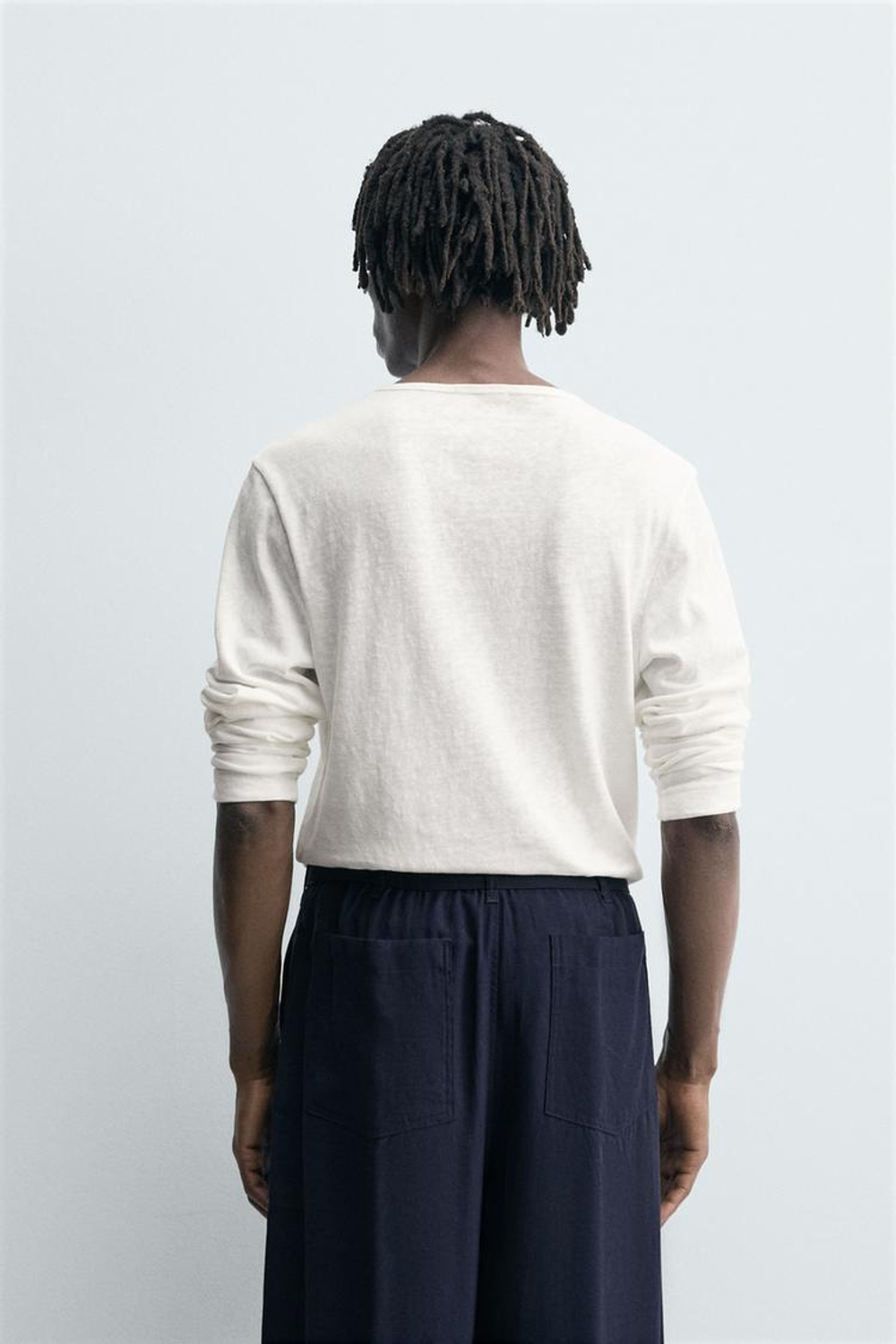 ZARA ФУТБОЛКА С ВОРОТНИКОМ НА ПУГОВИЦАХ, БЕЛЫЙ