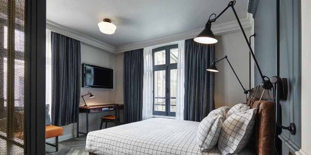 Карниз потолочный Orac Decor C215 Purotouch