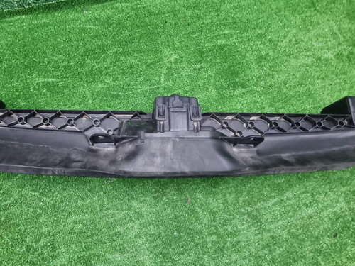 Воздуховод радиатора нижний BMW X6 G06 (2019-2023)