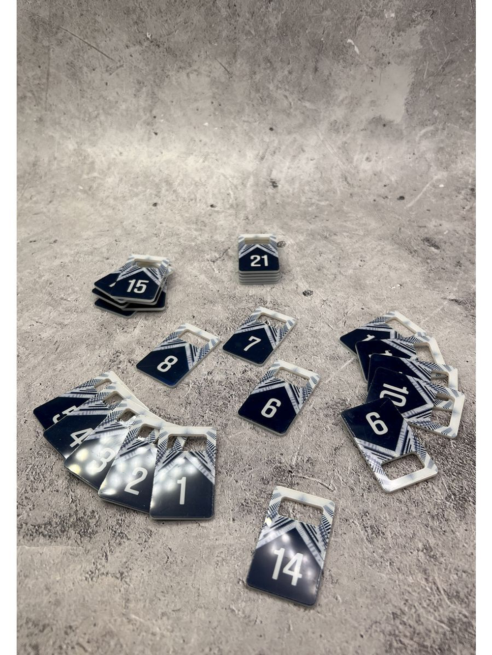 Номерки для ключей акрил 3х5 см