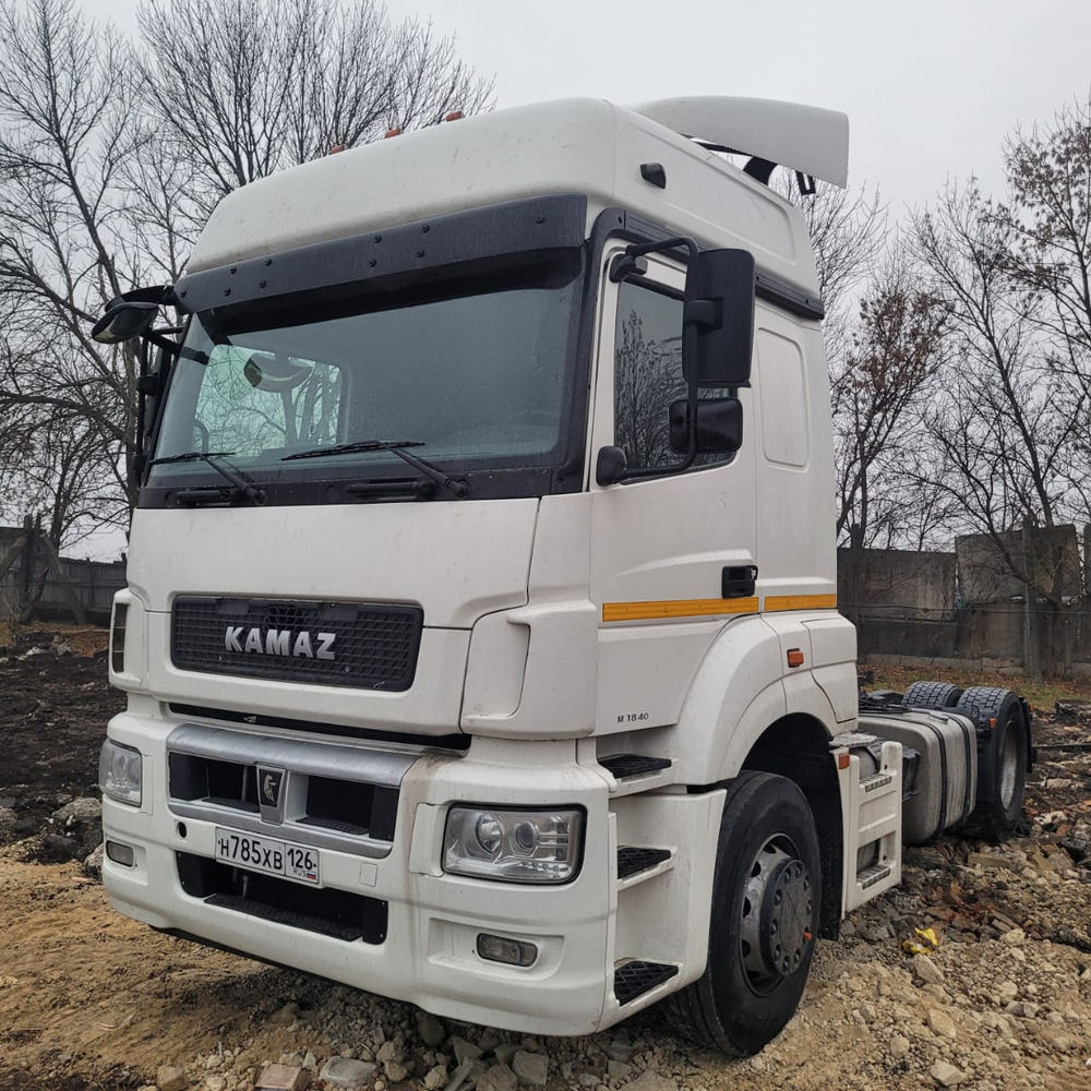 КамАЗ 5490 4x2 Седельный тягач 5490-DC (Дизельный, 12,0 л, 401 л.с., МТ)