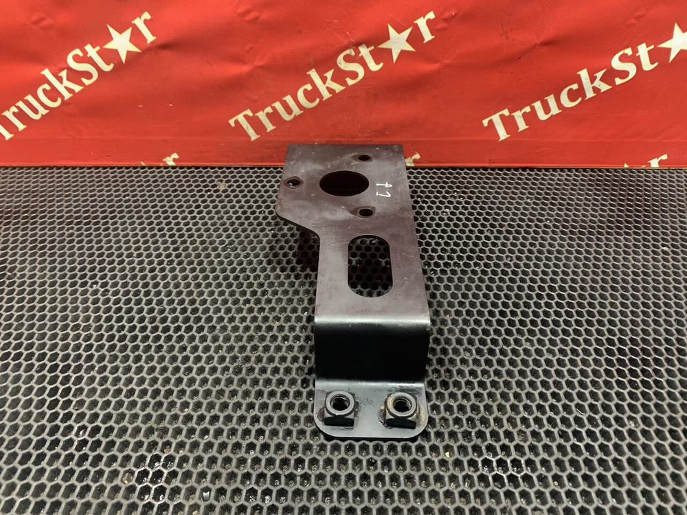 Кронштейн осушителя 2023г.