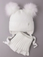 Шапка зимняя детская с помпонами и манишка