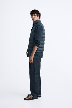 ZARA СТЕГАНЫЙ ЖИЛЕТ, ТЕМНО-СИНИЙ