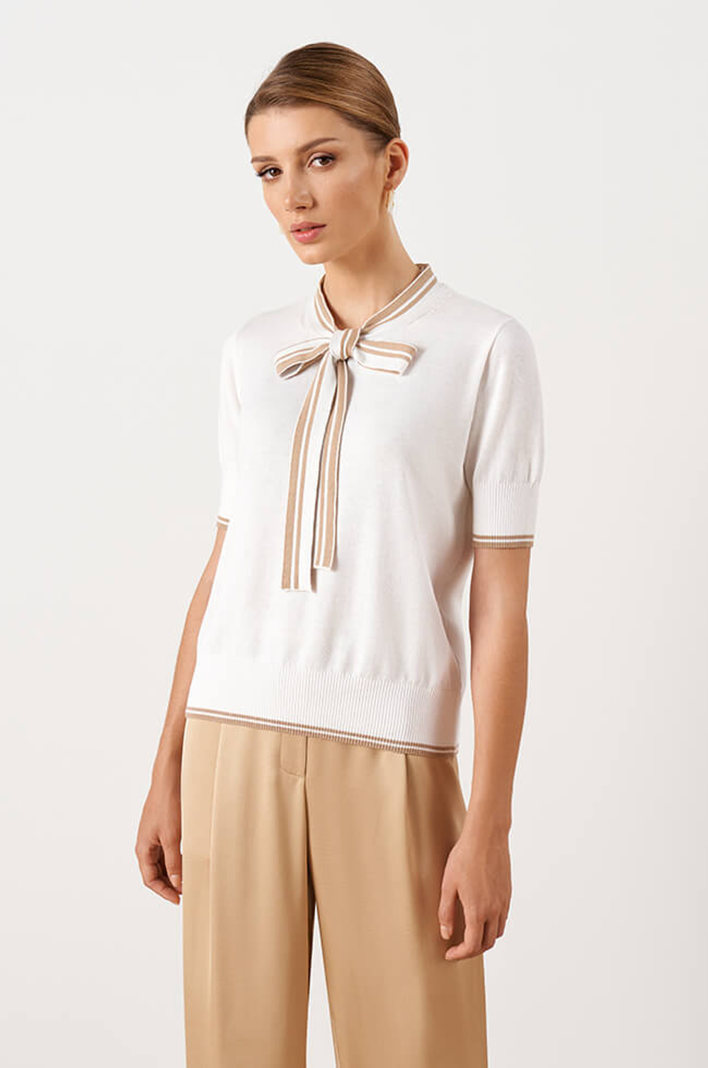 23005 Джемпер женский (молочный / бежевый)