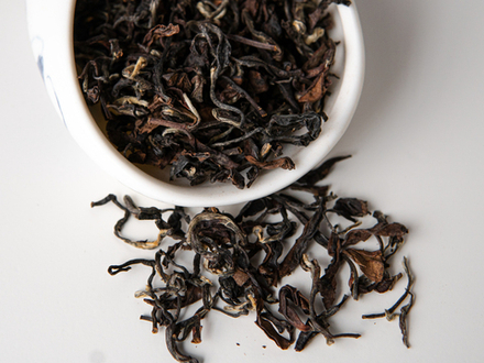 Дун Фан Мэй Жэнь "Восточная Красавица", Тайваньский улун