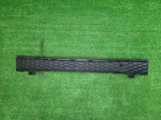 Решетка перед. бампера Mercedes GLE V167 18-24 AMG