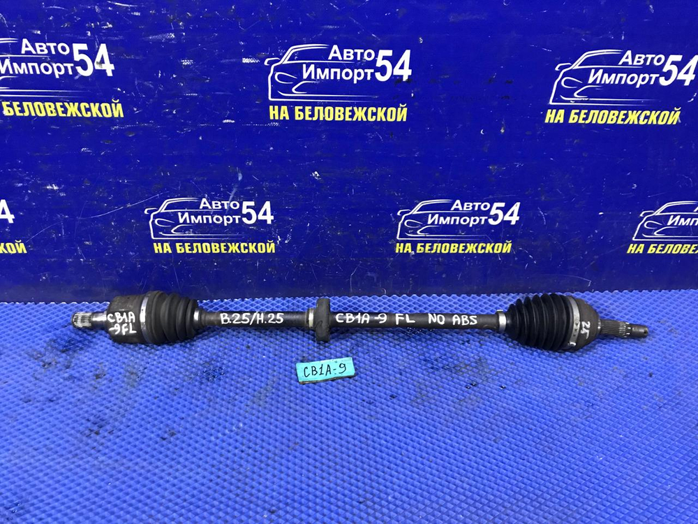 Привод передний левый MITSUBISHI LANCER 1994