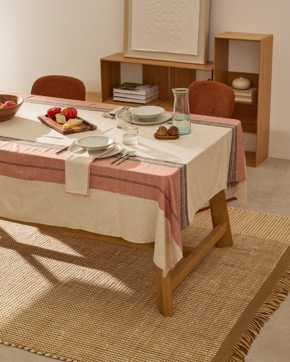 Ковер из шерсти Blart бежевого цвета с контрастной полосой по бокам 160 x 230 см