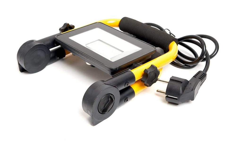 Прожектор LED LL-513 переносной 50W, 6400K, IP65 Feron 29747